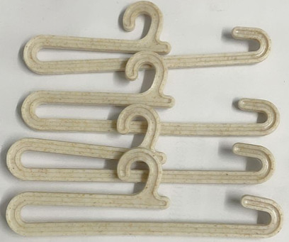 gancho plástico pequeno da cor de Straw Plastic Sock Hooks Nature do trigo de 90mm*25mm Eco